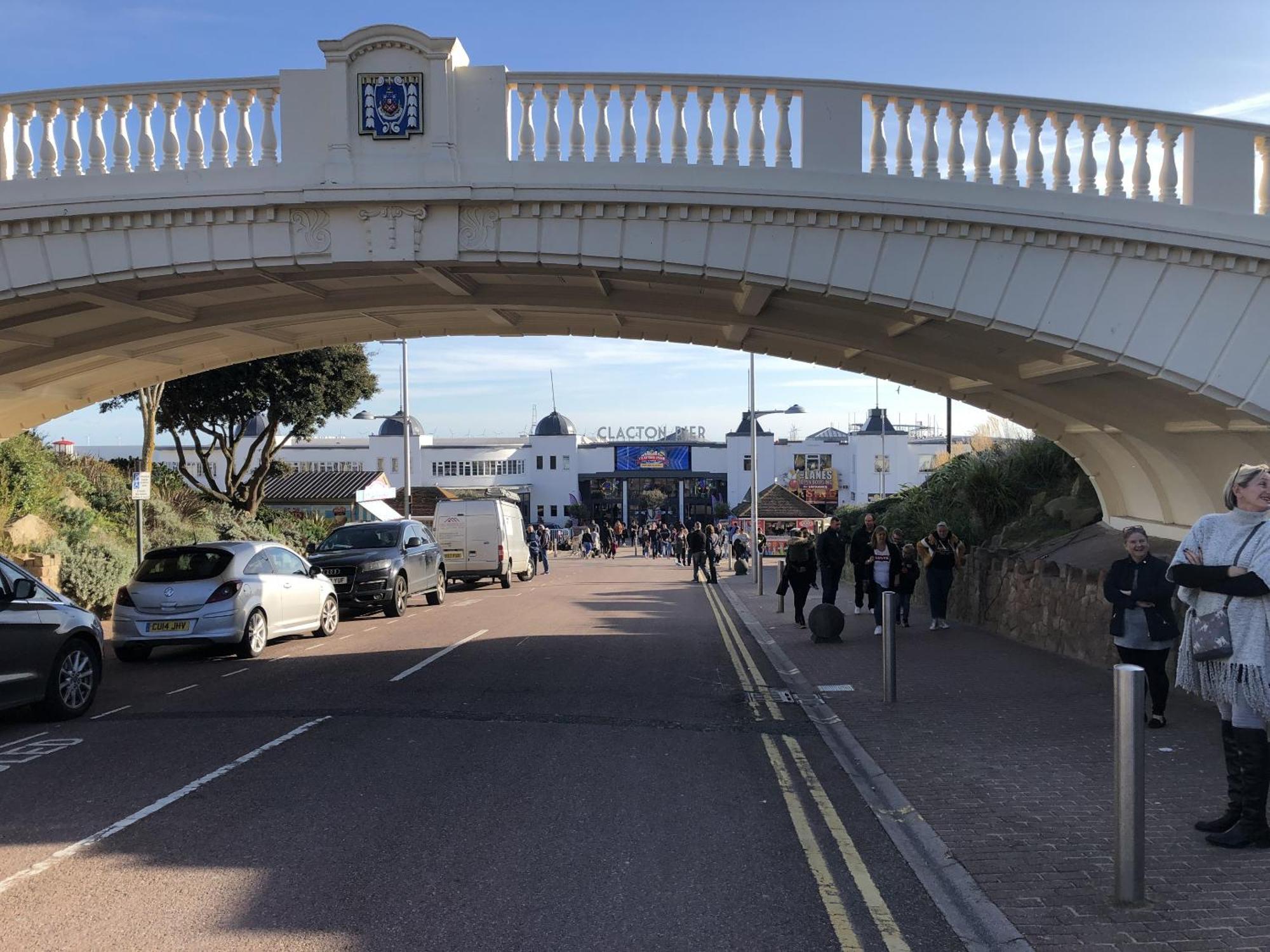 A Wave From It All Great Clacton Buitenkant foto